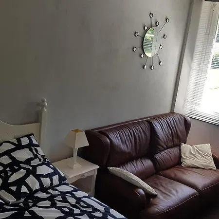 Chaulieu Near Sourdeval 50150 Normandy 度假居 *